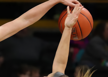 Washington WBB Huskies Nationally Ranked Top 30 in BLOCKS