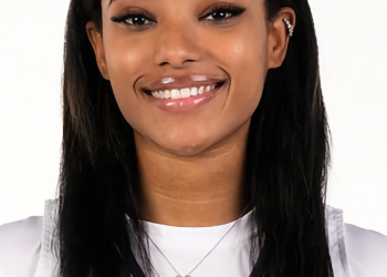 Alexis Whitfield Enters NCAA Transfer Portal, Leaving UW WBB