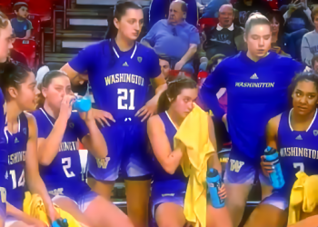 UW WBB Huskies Edge ASU Sun Devils for Road Victory, 55-53